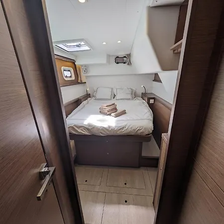 Nuit A L'ancre B&r Catamaran De Luxe Shuttle Inclus *