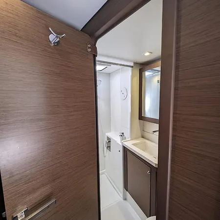 Nuit A L'ancre B&r Catamaran De Luxe Shuttle Inclus Botel La Maddalena (Sassari)