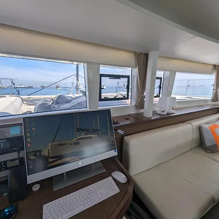 Nuit A L'ancre B&r Catamaran De Luxe Shuttle Inclus *